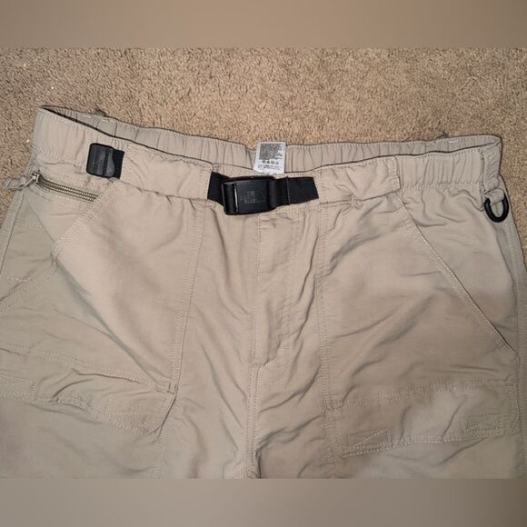 North Face hiking pant/short - Picture 4 of 9